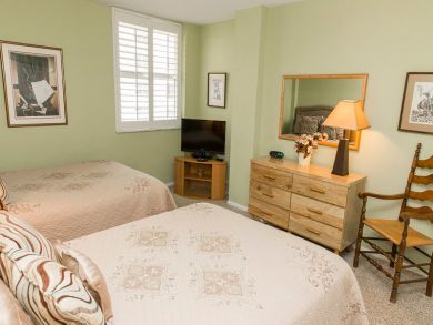 Two Bedroom For Rent on Siesta Key Amazing Pool